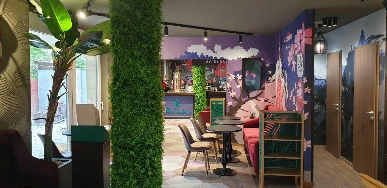 Baobab Suites Siófok Esterno foto
